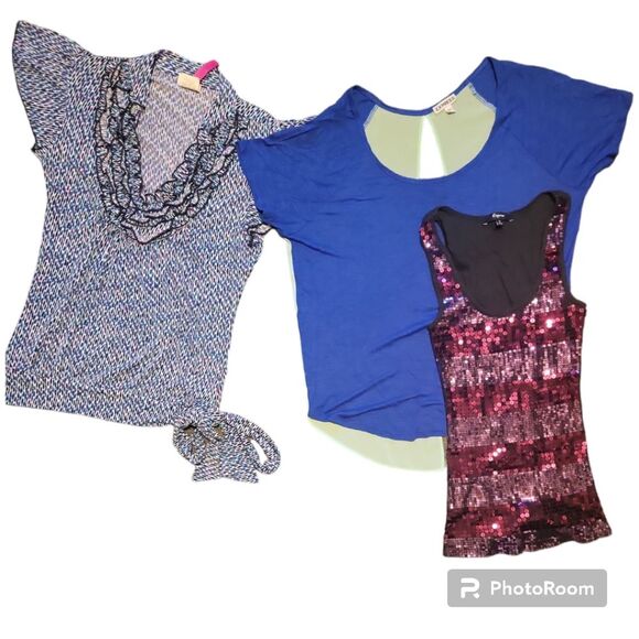 Bundle of Summer Tops x3 - SMALL - Picture 3 of 11